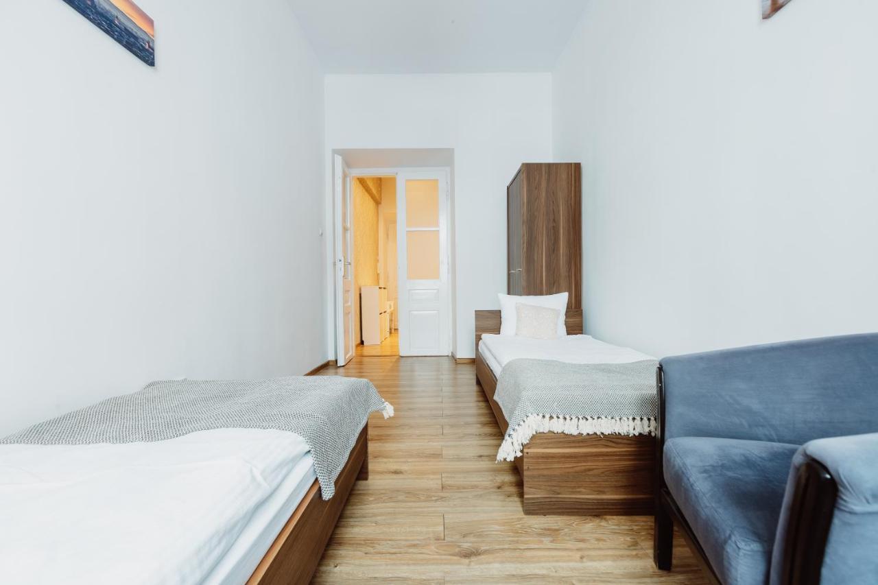 Atticus Apartments Krakow Ngoại thất bức ảnh