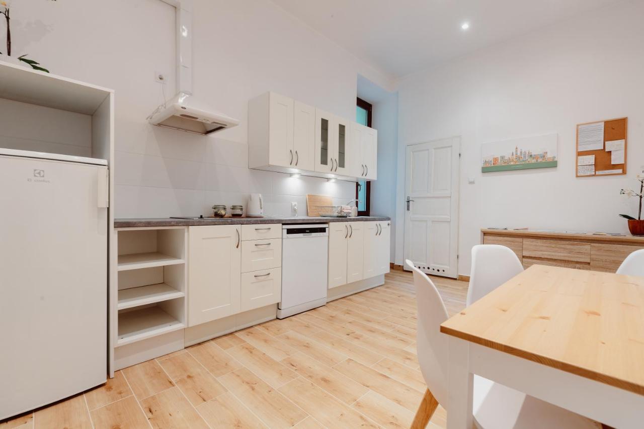 Atticus Apartments Krakow Ngoại thất bức ảnh