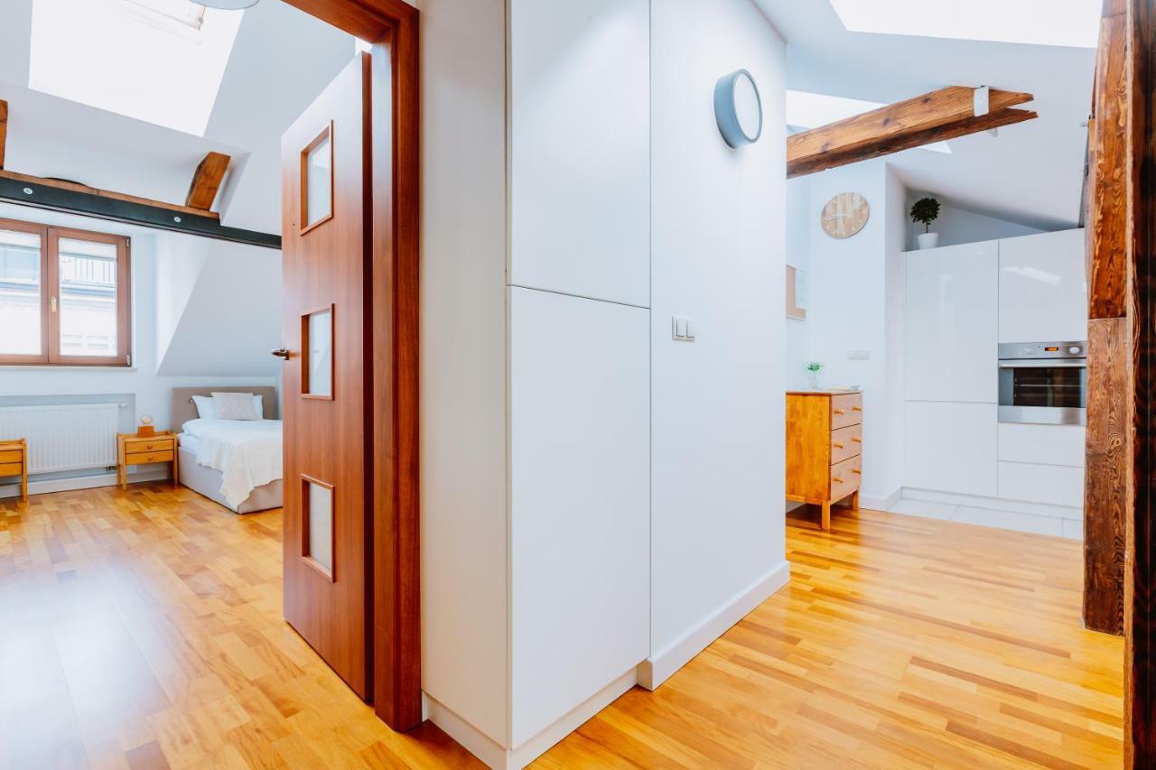Atticus Apartments Krakow Ngoại thất bức ảnh