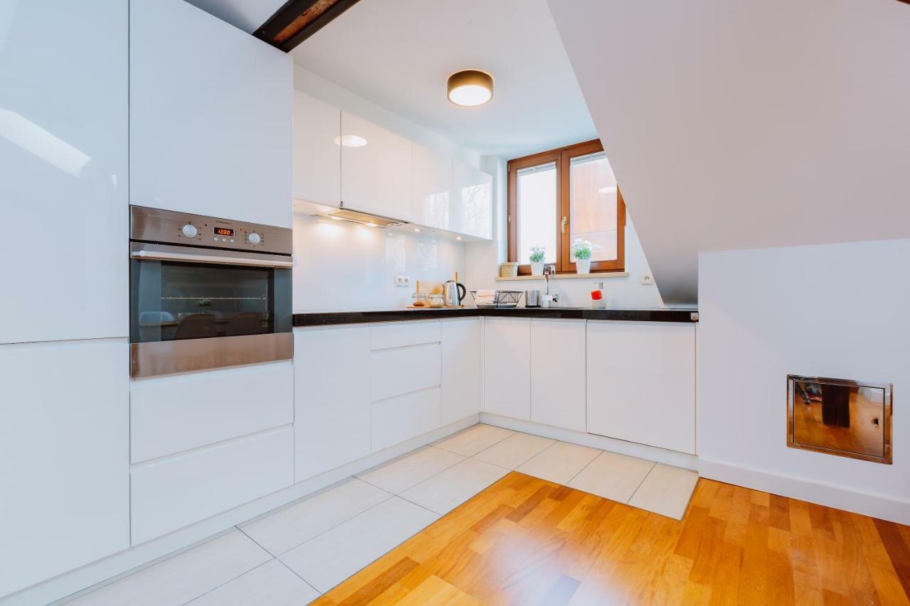 Atticus Apartments Krakow Ngoại thất bức ảnh