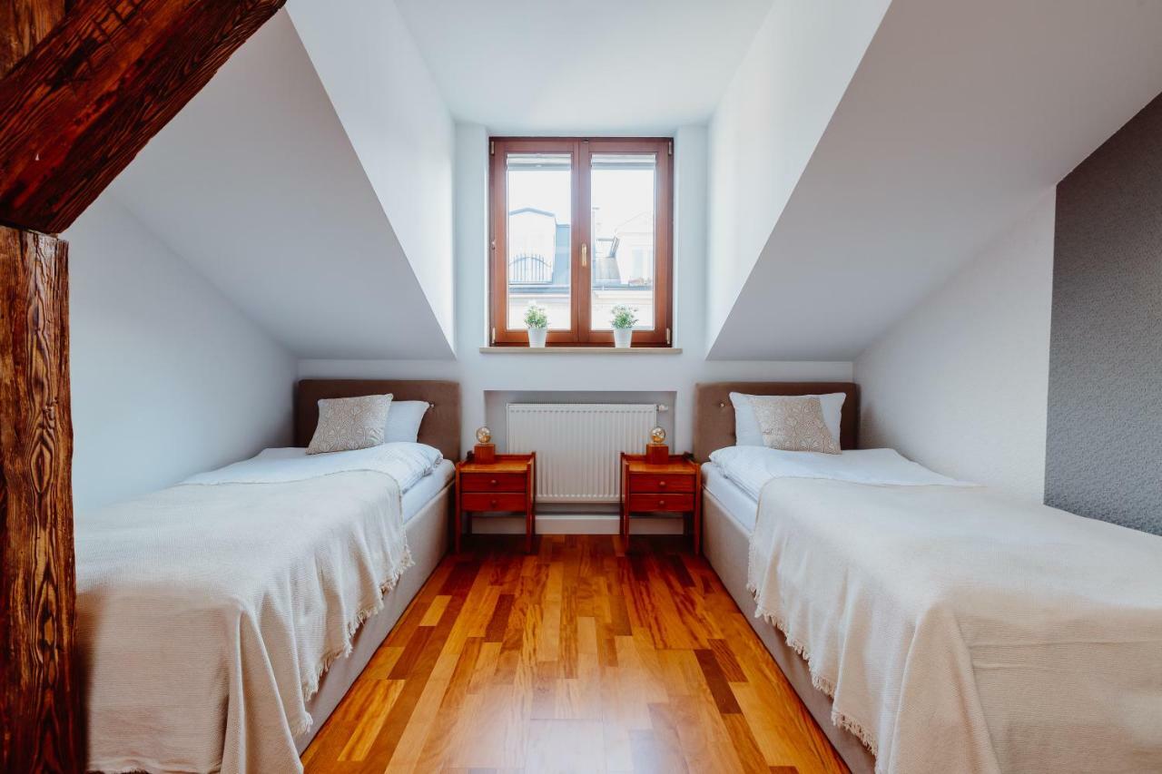 Atticus Apartments Krakow Ngoại thất bức ảnh