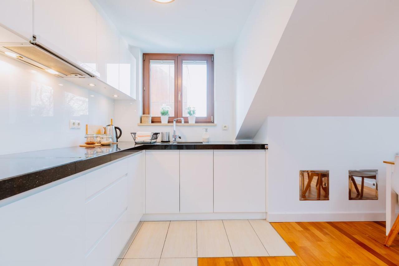Atticus Apartments Krakow Ngoại thất bức ảnh