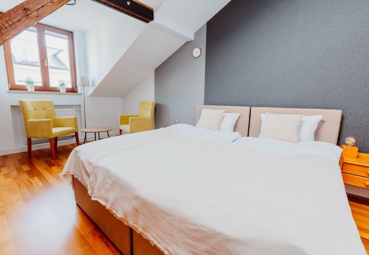 Atticus Apartments Krakow Ngoại thất bức ảnh