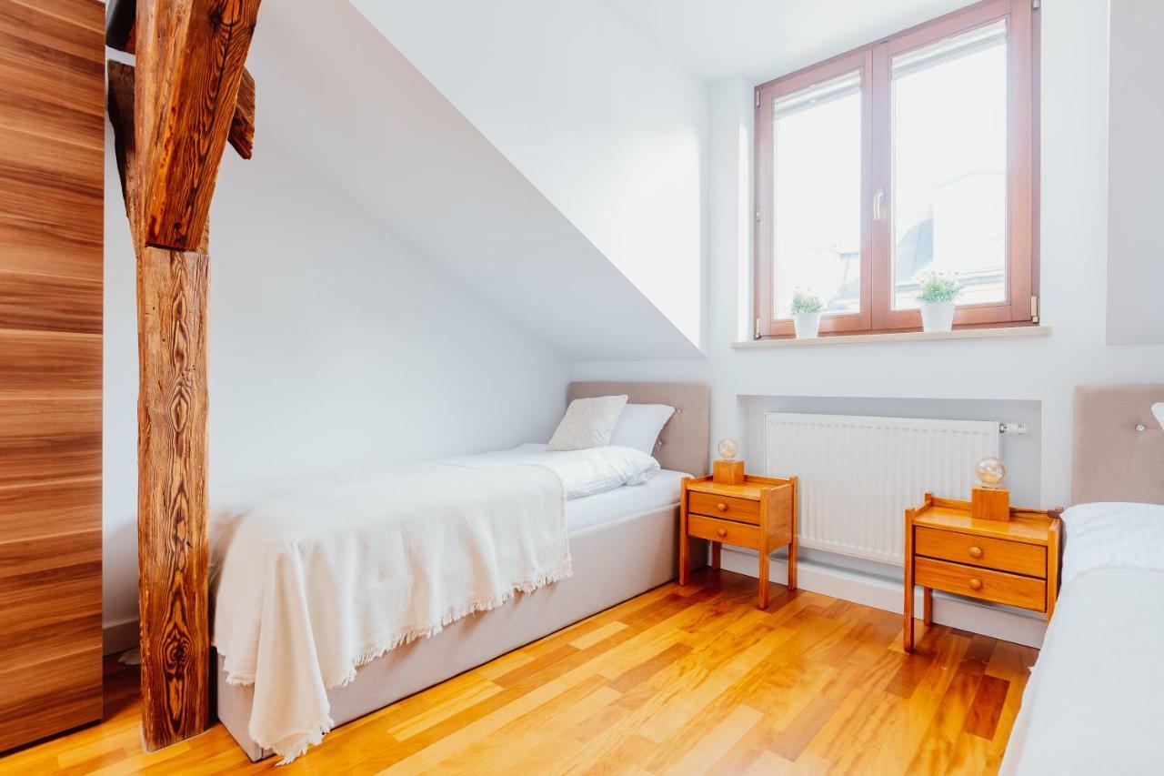 Atticus Apartments Krakow Ngoại thất bức ảnh